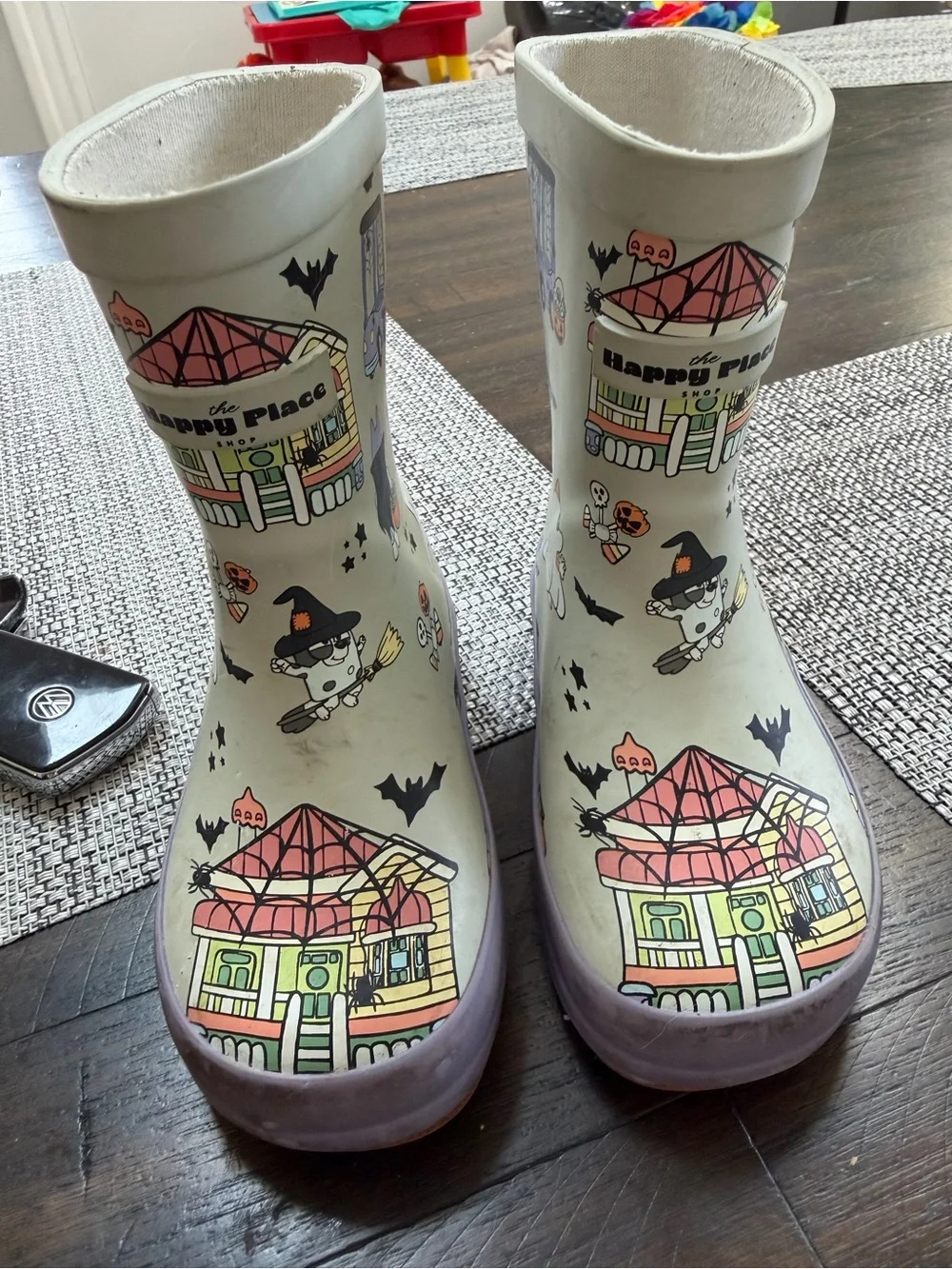 Kids BLUEY Halloween Rain Boots - White with Purple Trim